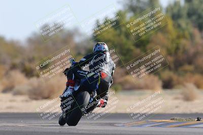 media/Dec-18-2022-SoCal Trackdays (Sun) [[8099a50955]]/Turn 7 Backside (1125am)/